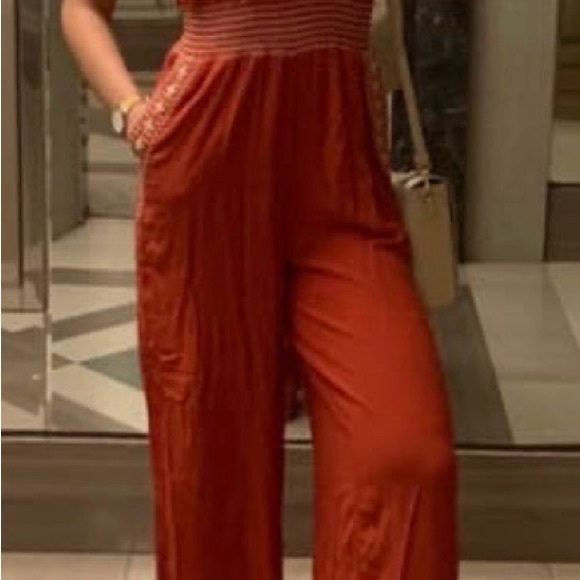 American Eagle Outfitters Red Jumpsuit - Picture 3 of 4